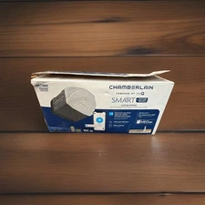 CHAMBERLAIN B2215T Garage Door Opener with Battery Backup, Black.OPEN BOX