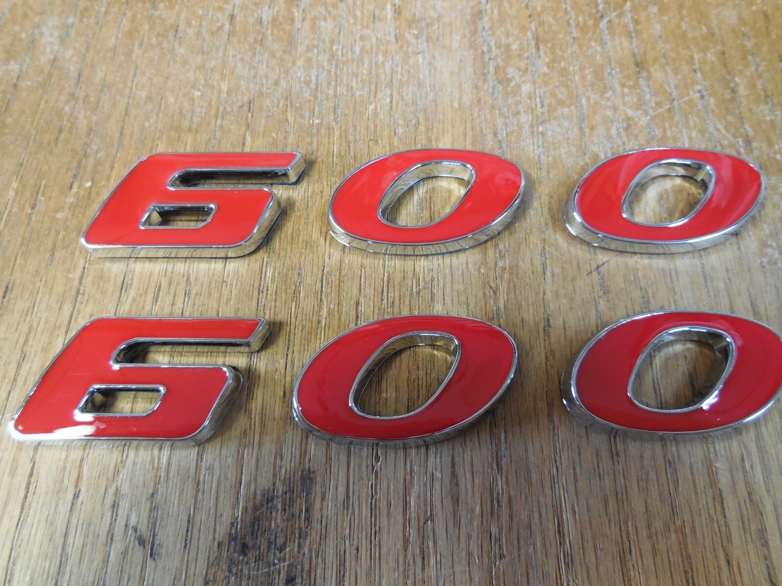 600-engine-id-fender-hood-scoop-quarter-panel-emblems-red-ford-gm