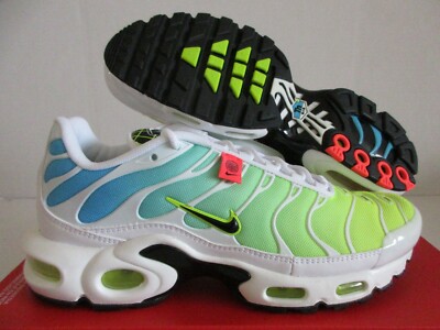 NIKE AIR MAX PLUS WW \