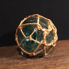 Vtg Glass Buoy Fishing Float Nautical Decor Coastal Net Beach PRIORITY MAIL b