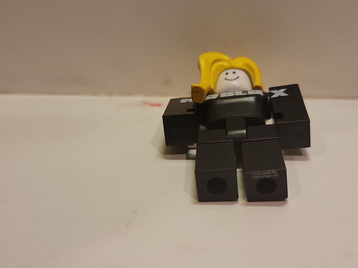 ROBLOX Girl Guest series 1 figure with Yellow Hair