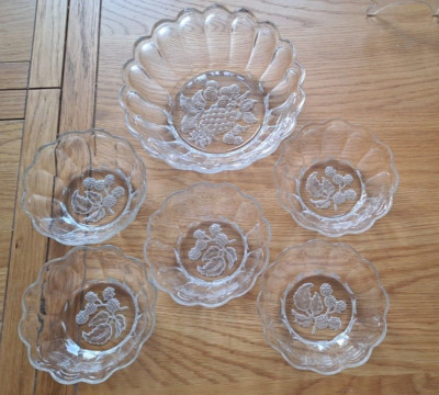 Vintage Pressglas Dessertschale Set Obstpudding 1 groß 5 kleine Schalen