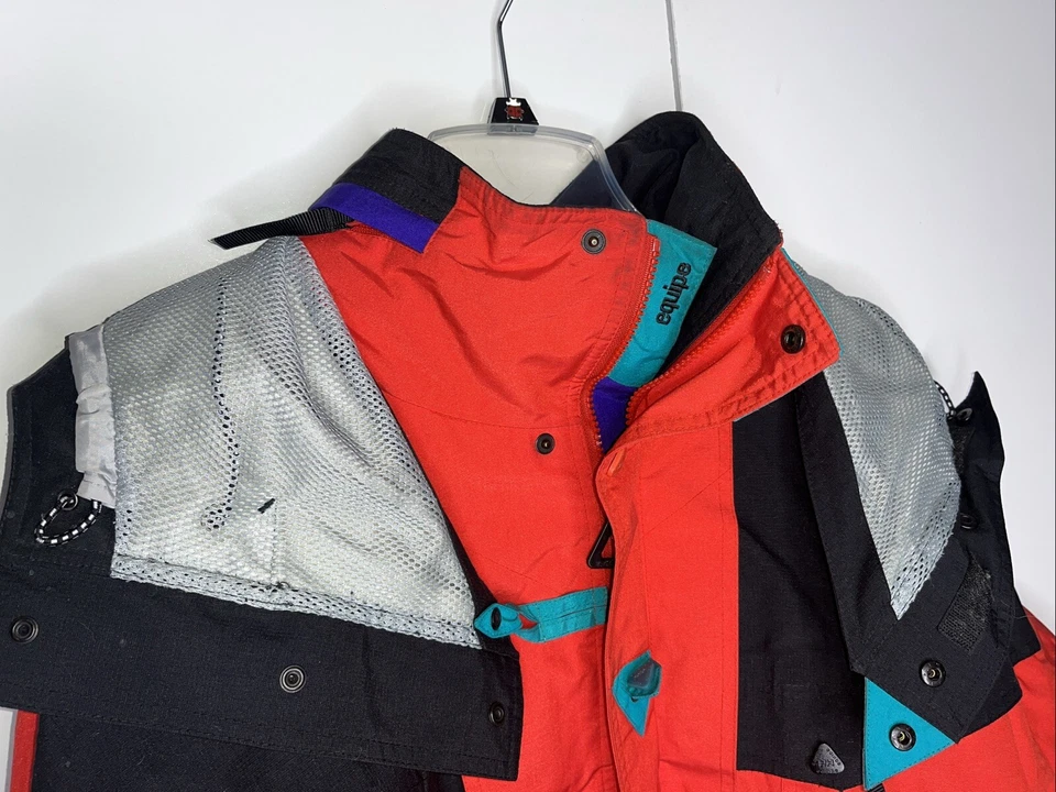 Helly Hanser Equipe Men's Large, Waterproof Insulated Ski Jacket Hood Red Black - Image 2 of 4