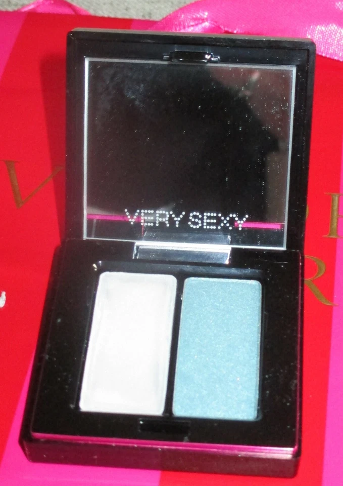 Victoria's Secret Very Sexy Cream/Powder CATWALK Eyeshadow Duo - NEW  - Image 2 of 4