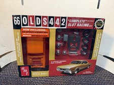 AMT 66 Olds 442 - 1/25 Scale Complete Slot Racing Kit with Groove Master Motor