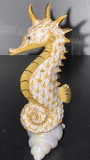 Herend Porcelain Butterscotch Fishnet Seahorse On A Shell W/gold 3.5" Tall