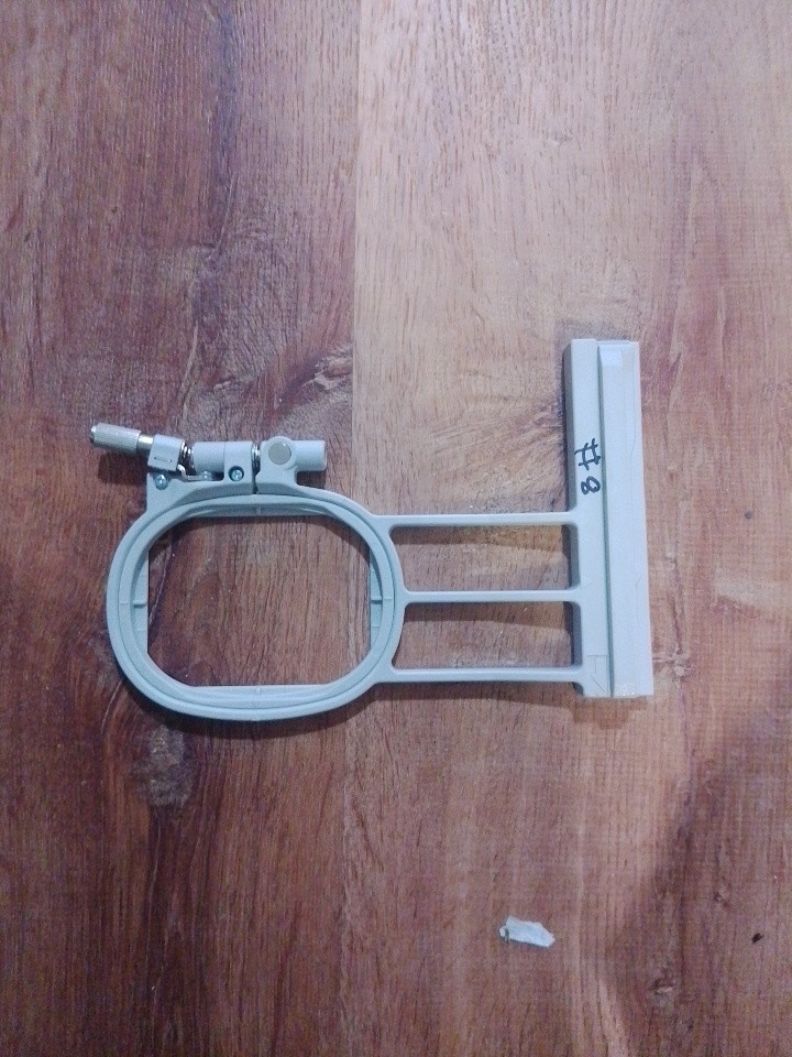 Hoop 2.75 X 3.75. #8