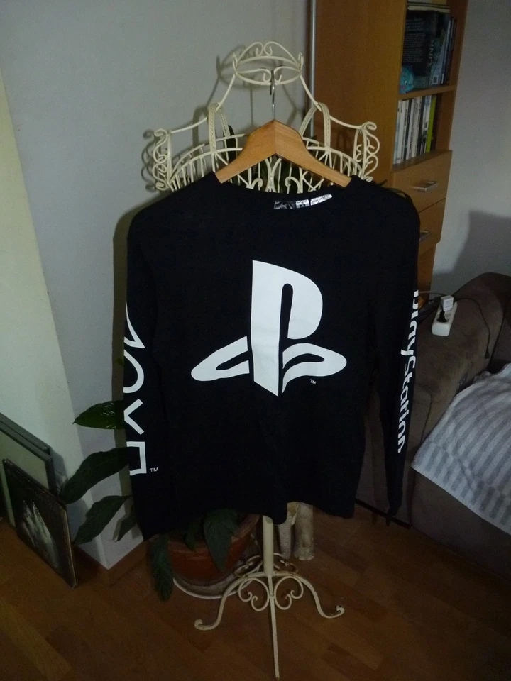 H&M Playstation Langarmshirt / Shirt schwarz Gr. 158/164 - Bild 1 von 3