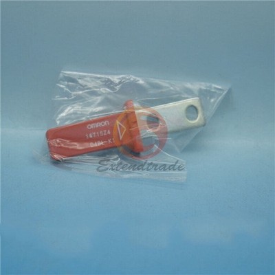 ONE NEW   D4BL-K1 Safety Door Operating Key D4BLK1 #fv
