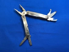 Leatherman Wingman Multi-Tool Knife Plier 2024 Date Code