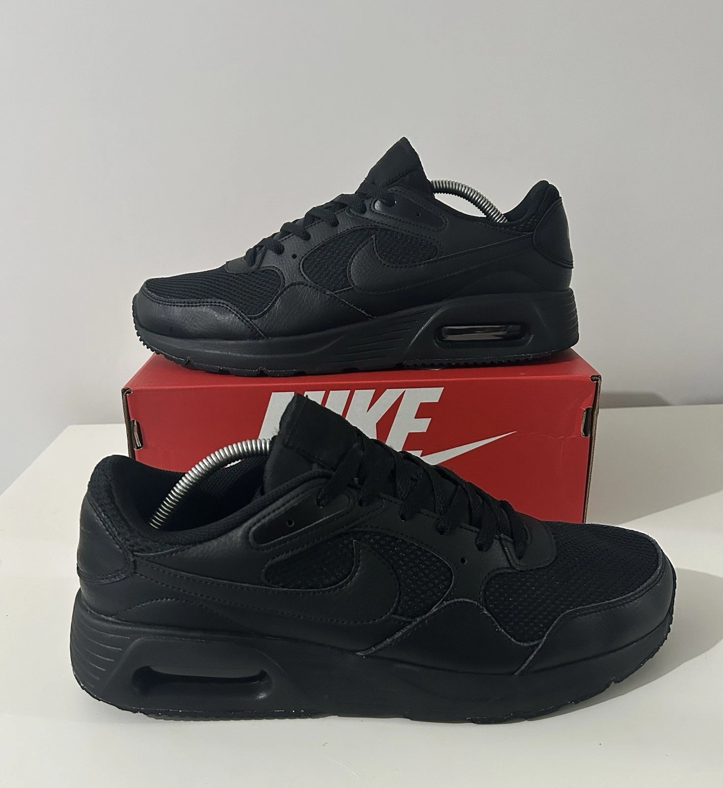 Nike Air Nero UK 10