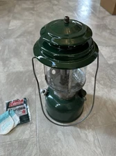Vintage 1971 COLEMAN Lantern 220F Double Mantle, USA Globe, Green W/ Igniter