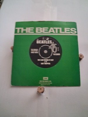 The Beatles CD Singles Collection 22枚 The Beatles - Compact Disc Singles [22 CD Box Set] - Amazon.com Music