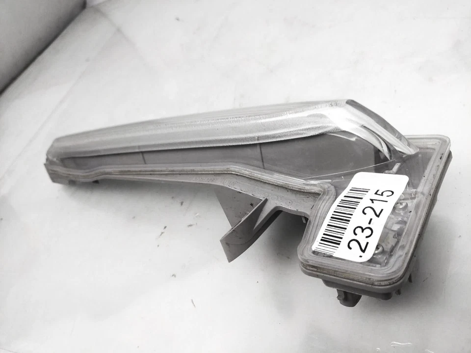 2020-2023 Toyota Corolla Driver Daytime Running Turn Signal Lamp 812B0-12010 - Image 2 of 4