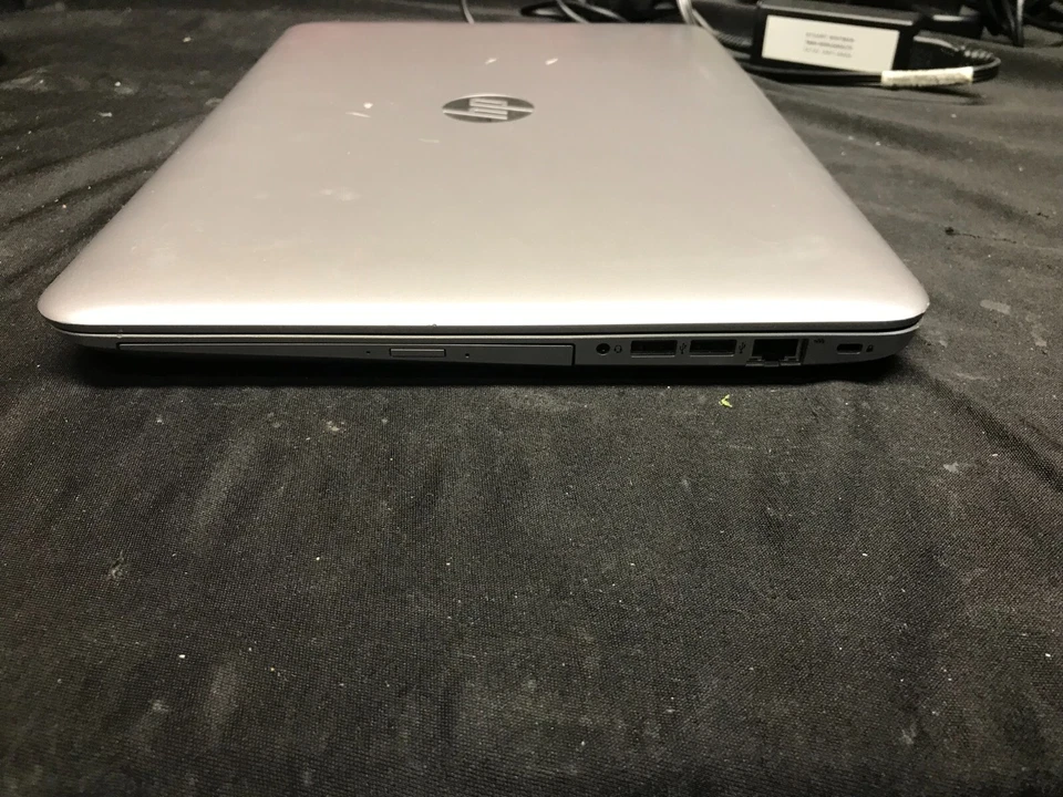 HP ProBook 455 G4 AMD A 10-9600P 2.4GHz , 16GB RAM , 500GB SSD , Windows 10 Pro - Image 3 of 4
