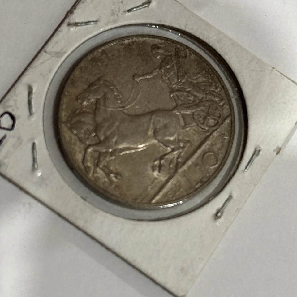 ITALY 10 lire 1927 Looks  UNC Big Horse Chariot Silver Emanuele - Image 2 of 2