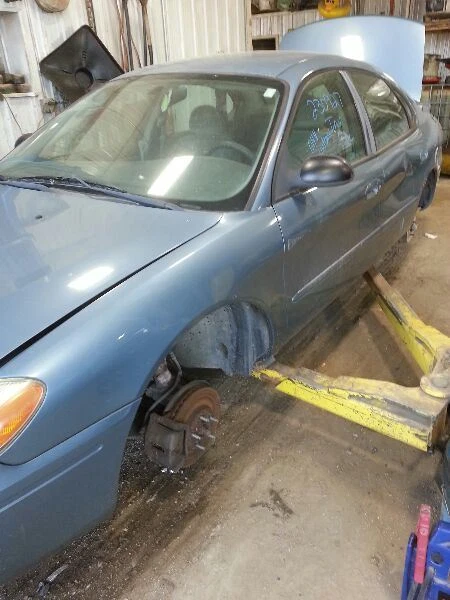 Tapacubos cubierta de rueda 7 radios radios lisos para 00-07 TAURUS 1957356 Foto 4 de 4