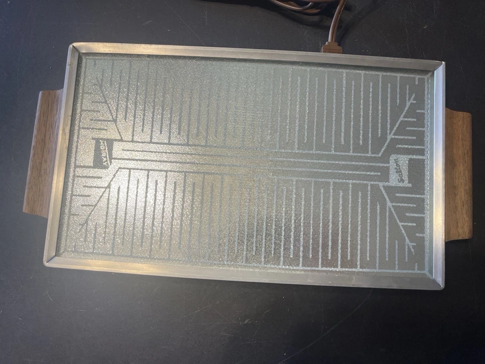 Salton Hotray H-110 Serie D Automático Calentador de Alimentos Caja De Colección Mediados de Siglo Funciona Foto 2 de 4