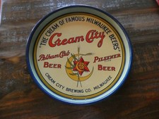 Beautiful CREAM CITY BREWING Old Milwaukee Beer Tray