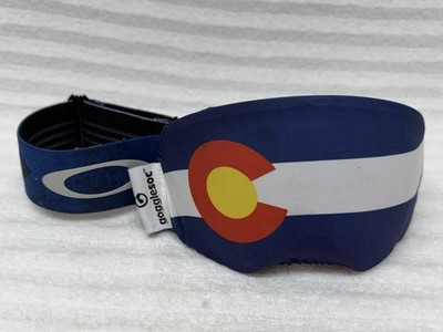 Oakley Flight Path XL Ski Goggles Blue Prizm Lens Black GBL Blue Gray W/ Cover
