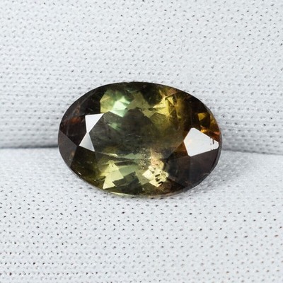 2.80 ct GFCO Certify NATURAL EARTH MINED AAA COLOR CHANGE AXINITE C VDO 3588 D50