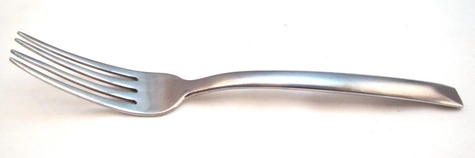 Retroneu 18/10 Stainless Steel FUGUE Dinner Fork - Image 2 of 4