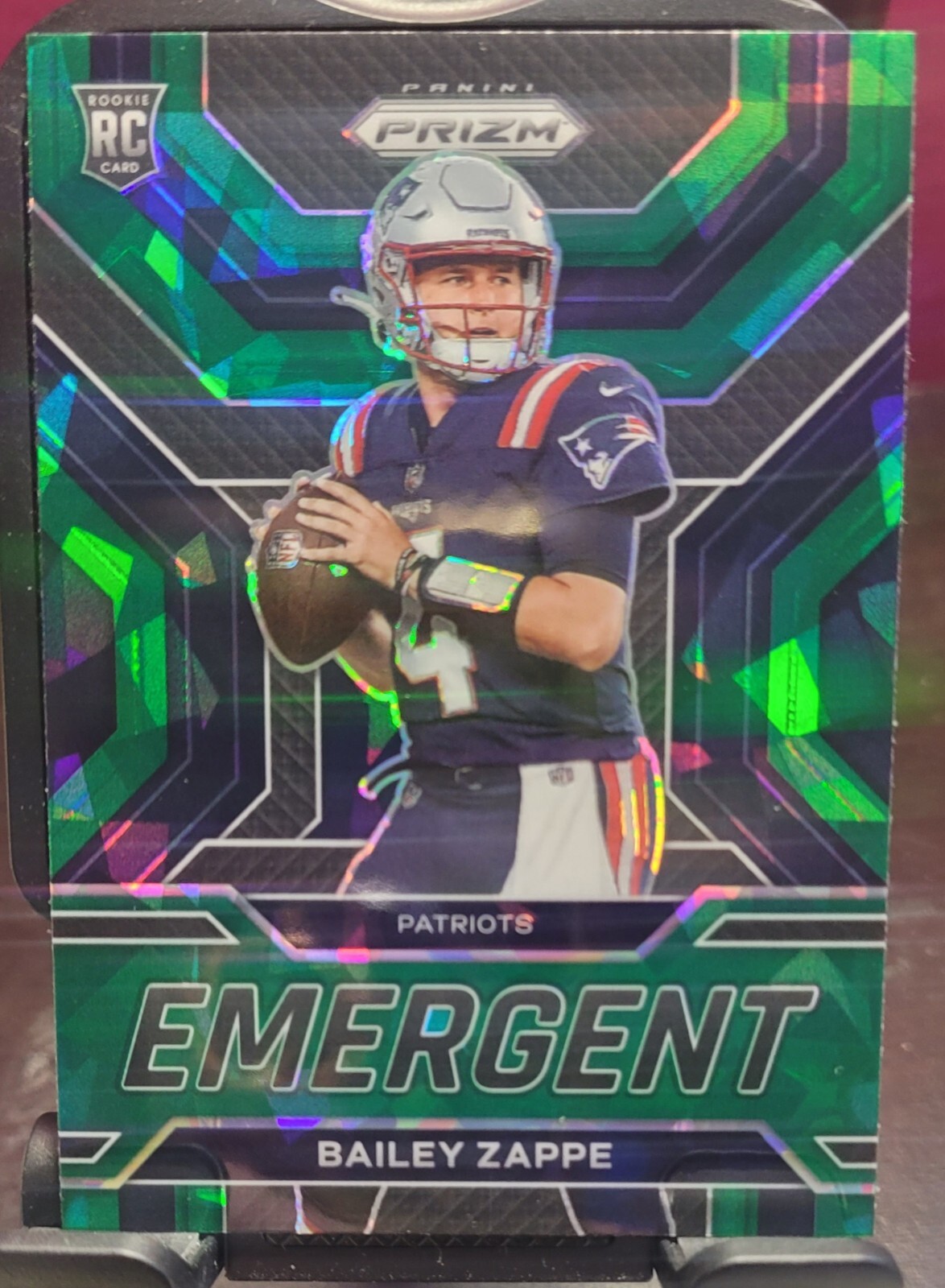 Bailey Zappe 2022 Prizm Emergent Green Cracked Ice