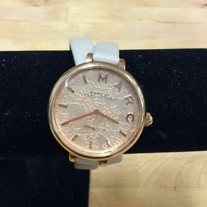 marc jacobs sally watch