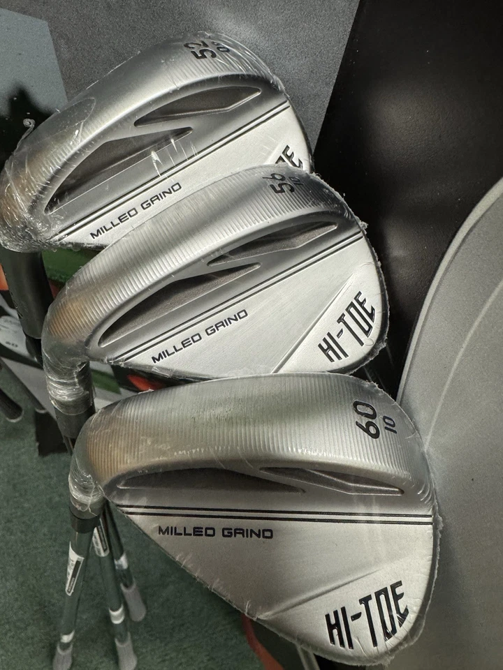 Left Handed TaylorMade Hi Toe 3  52*, 56* & 60* Wedge Set- Satin Chrome - Image 3 of 4