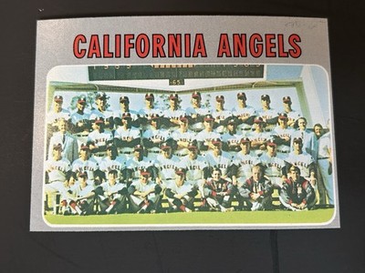 1970 TOPPS BASEBALL #522 California Angels Team Card EX+ Semi High Number