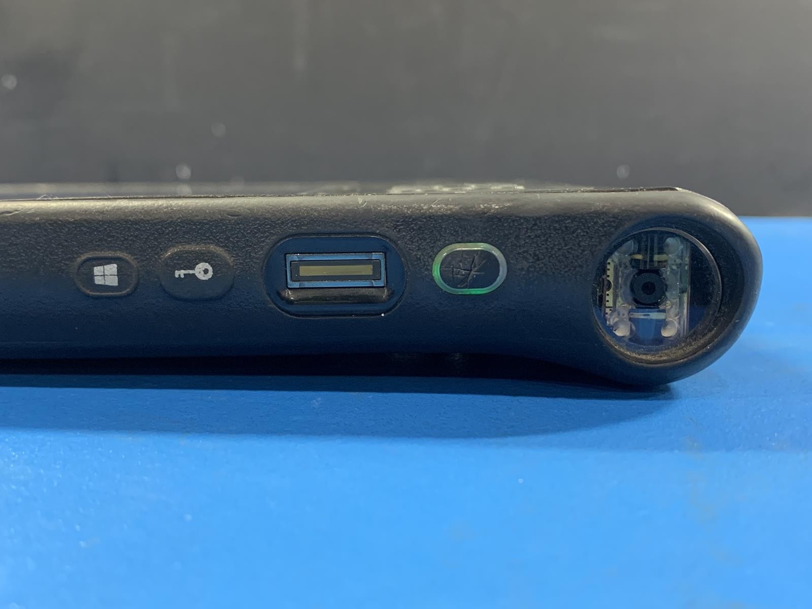 Motion MC-F5m CFT-004 Core i3 5005U 2.00GHz 4GB DDR3 64GB SATA Flash With Stylus