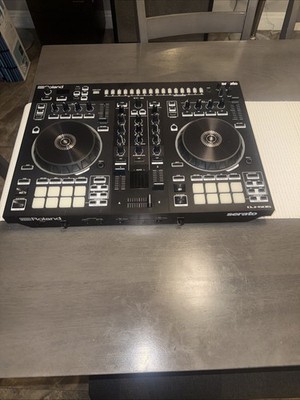 Roland Serato DJ-505 2-Channel DJ Controller  W/ Power Supply