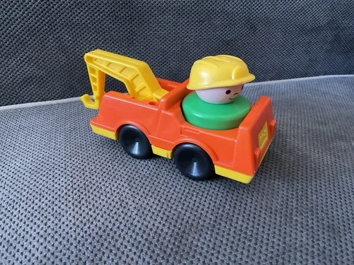 Vintage Fisher Price Chunky Little People 1990 Tow Truck W/ Worker
