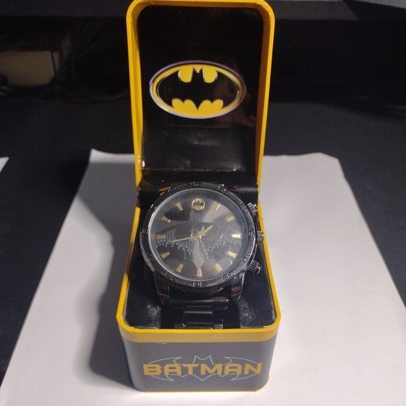 DC Comics Batman Pin Stripe Watch with Metal Band Black