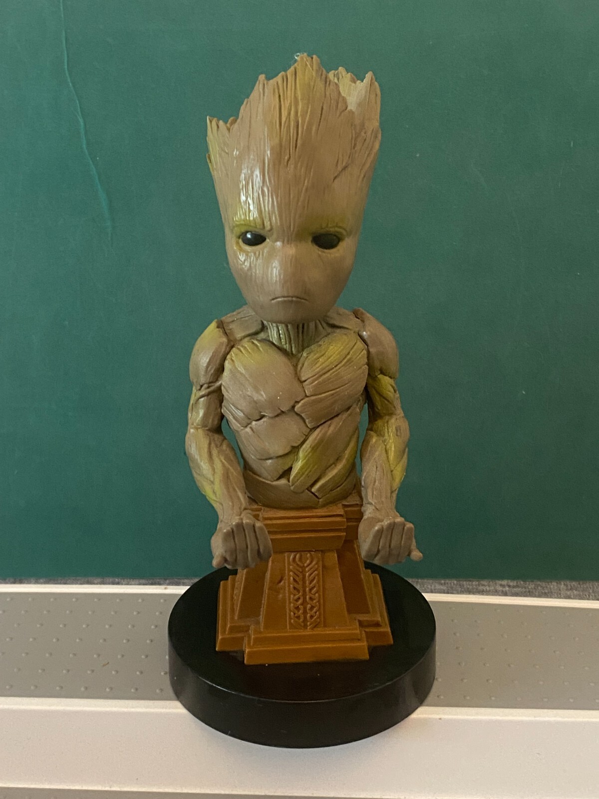 Adult Groot Marvel Guardians Of The Galaxy Gaming Controller Holder Cable Guys