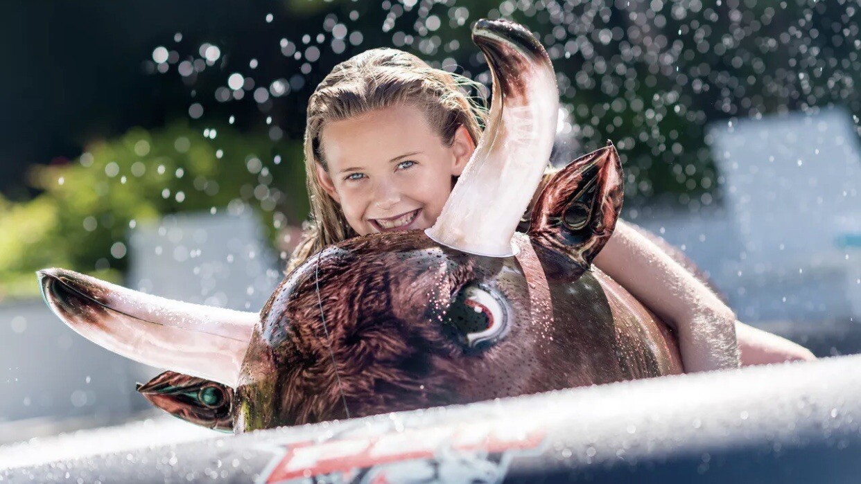 bull riding water float