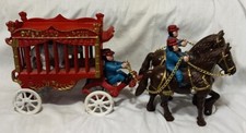 VINTAGE CAST IRON OVERLAND CIRCUS WAGON 3 MEN 2 HORSES POLAR BEAR