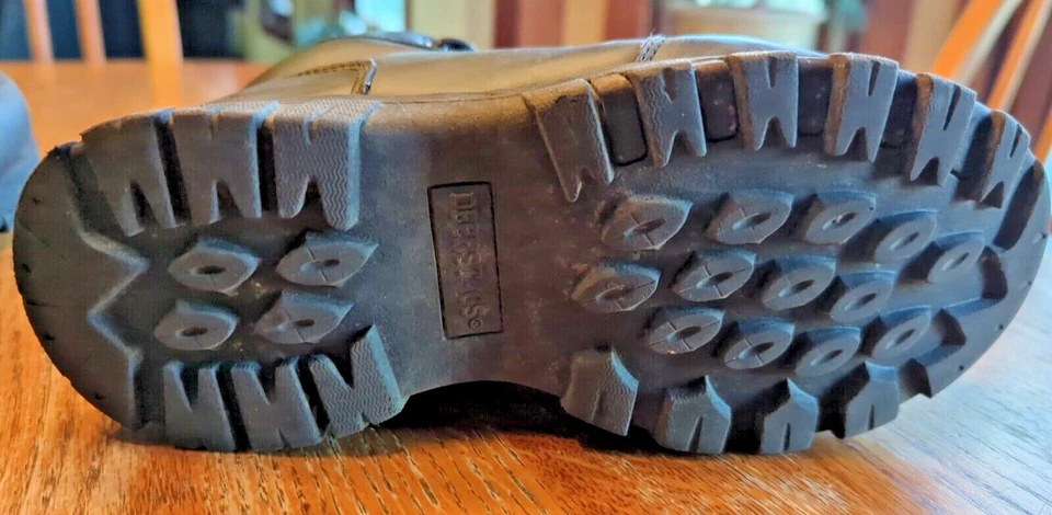 Deerstags Thinsulate Black Laced Hiking Boots 5 M Youth Used Condition - Image 4 of 4