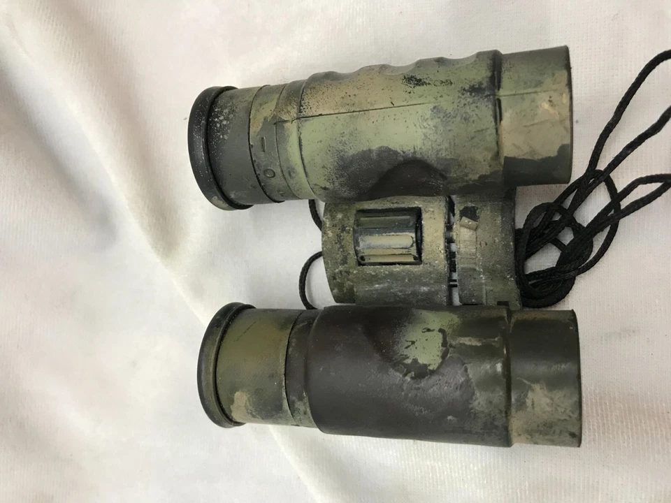 8x21 camoflage binoculars compact folding - Image 4 of 4