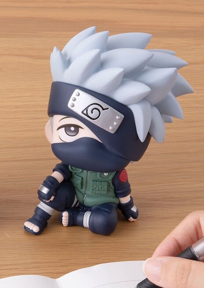  MEGAHOUSE CORPORATION Naruto Look UP Series Kakashi Hatake PVC  FIG : Electronics