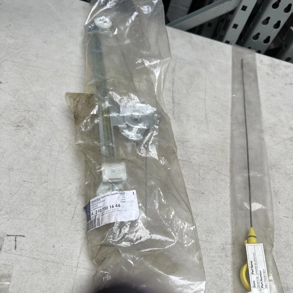 Regulador Ventana GENUINO MERCEDES 2107301646 MERCEDES-BENZ E320 E430 E300 Foto 3 de 3