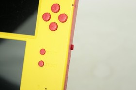 Nintendo 2DS Super Mario Maker 3DS Console LImited Edition Yellow & Red Bundle