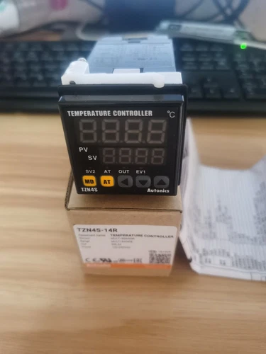 One New Autonics TZN4S-14R Temperature Controller TZN4S14R Free Shipping - Picture 4 of 4