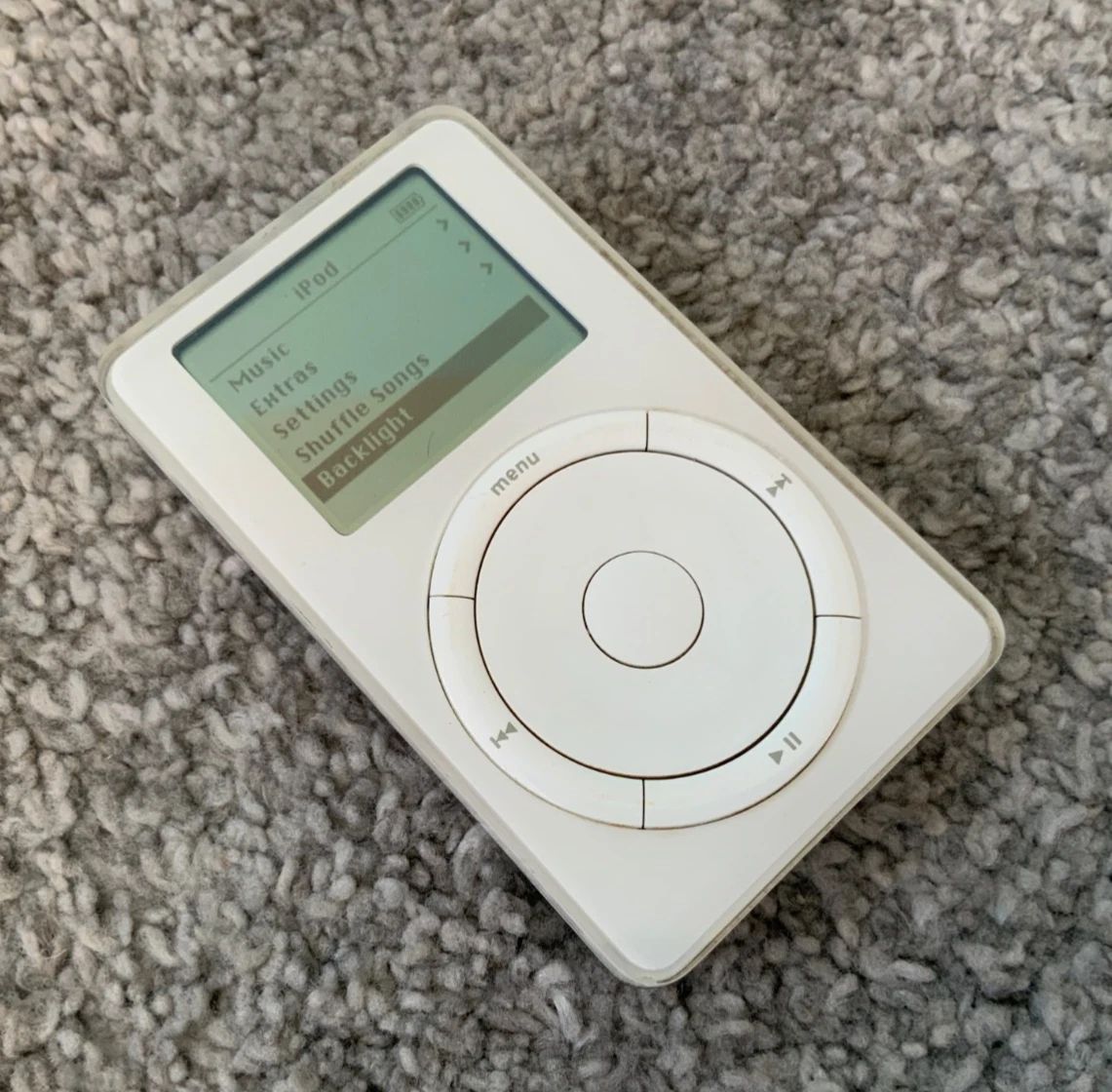 iPod クラシック　レトロ Apple IPOD CLASSIC 7th Generation 160GB (MC297ll/a) MP3 - MINT