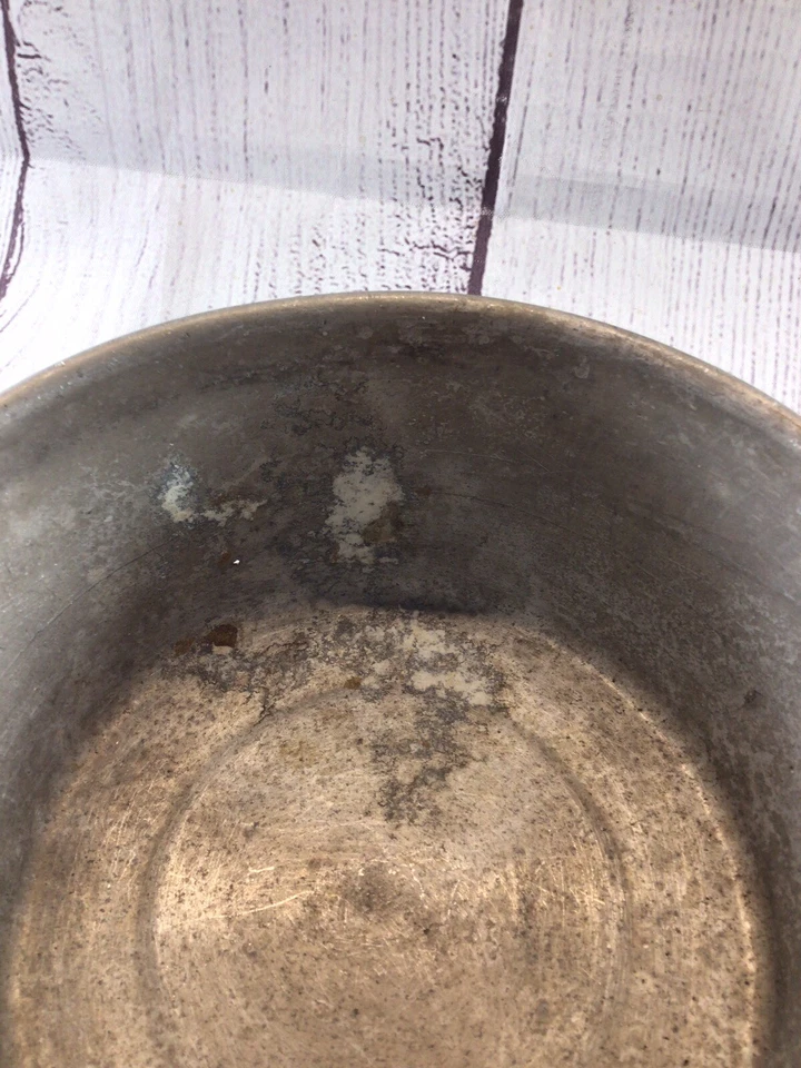 Vintage 6”x3” Metal Aluminum Sauce Pan - Image 3 of 4