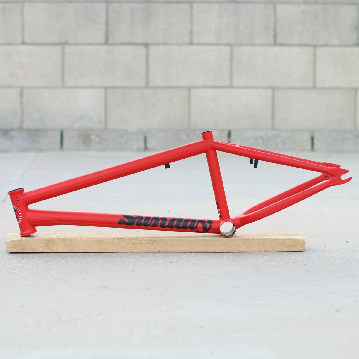 SUNDAY BMX SOUNDWAVE v3 BICYCLE FRAME MATTE FIRE ENGINE RED eBay