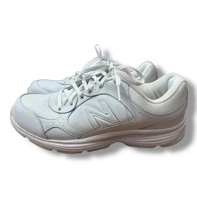 New Balance Women s White Leather Low Top Lace-Up Athletic Sneaker Size 9.5 D
