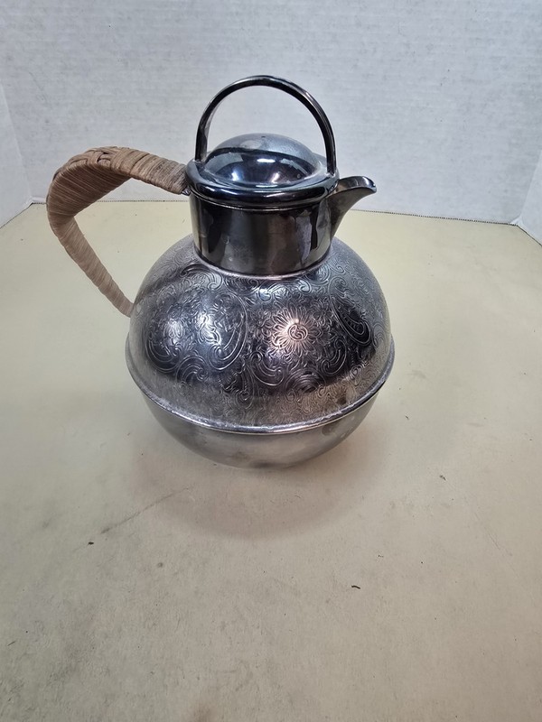 Tea Pot Barker Bros 1950's Silver Electro Plated Nickel 2 Pints Rotan England