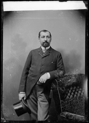 Photo:C. Martinez, South Americans Portrait Man with Top Hat