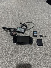Sony PSP 1000 (Battery + Charger + 8GB Memory Card)